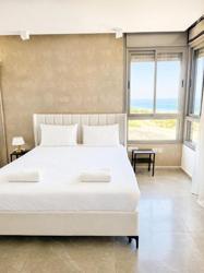 Bright 3BR w Large Terrace & Sea View l Mamad شعار