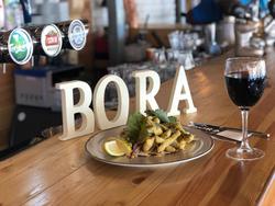 bora bora לוגו