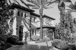 Photos Real Estate MYA